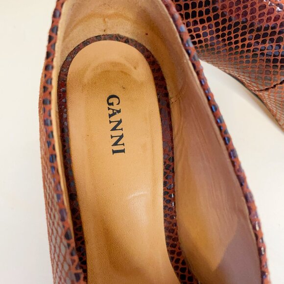 Ganni Doris Leather Heel | Smoked Paprika Block Pump | Red Orange Embossed - Picture 3 of 10